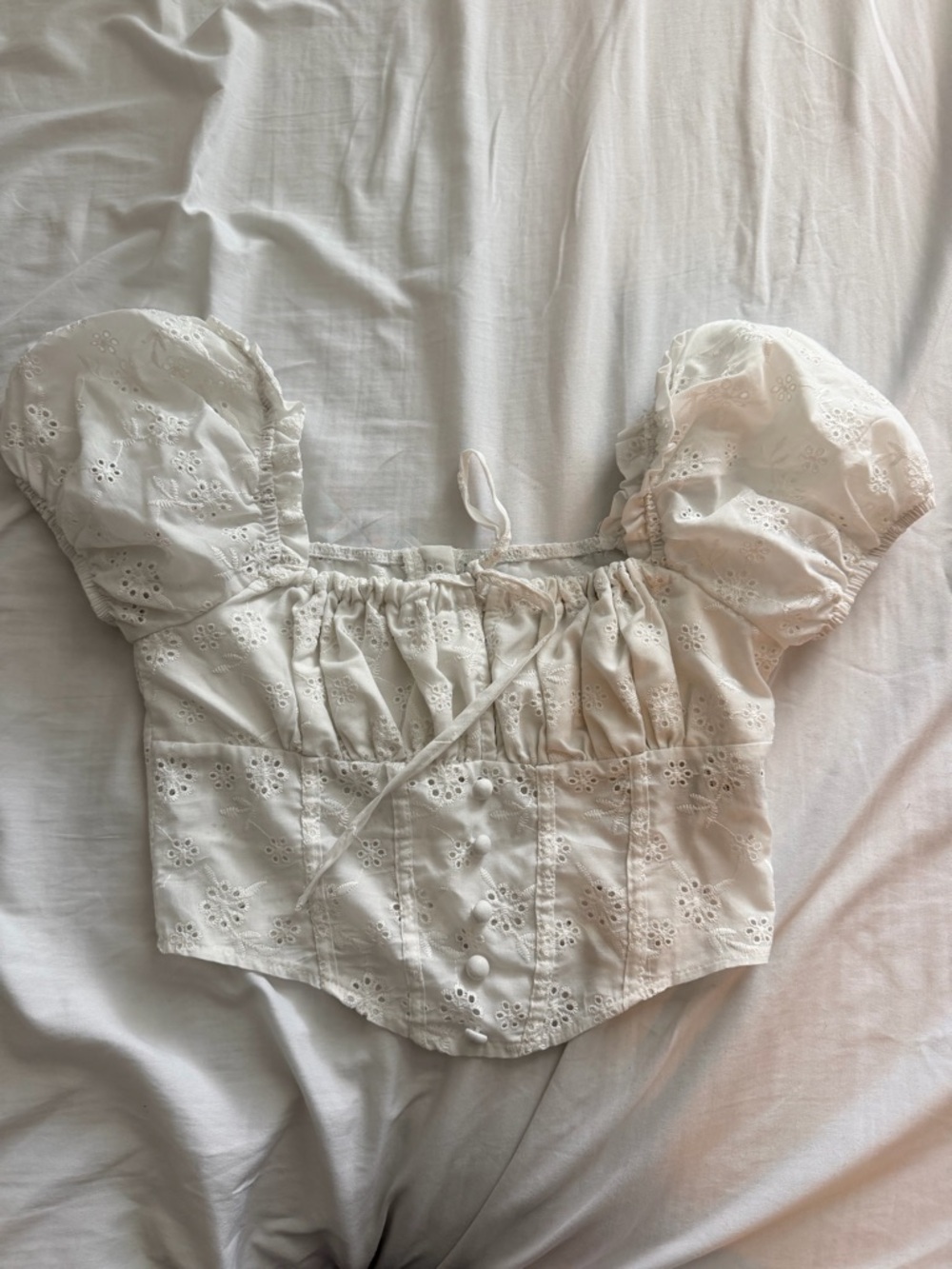 SHEIN White Eyelet Puff Sleeve Corset Crop Top